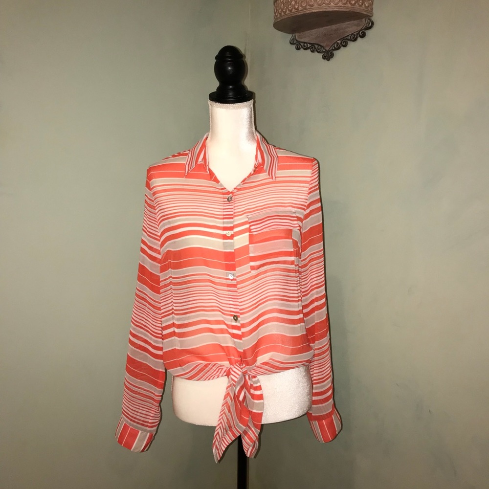 3/$25 🔥 Forever21 Front Tie Button Down 😃